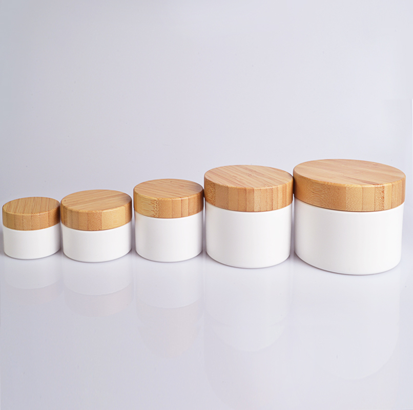 Hot 30g white plastic hard pet cosmetic cream jar with bamboo lid container bottle wholesales