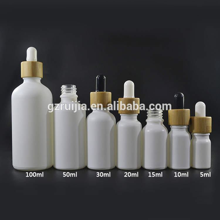 Hot 5ml 10ml 15ml 20ml 30ml 50ml 60ml 100ml bamboo cap essential oil bottle matte black red frosted glass bamboo dropper bottle