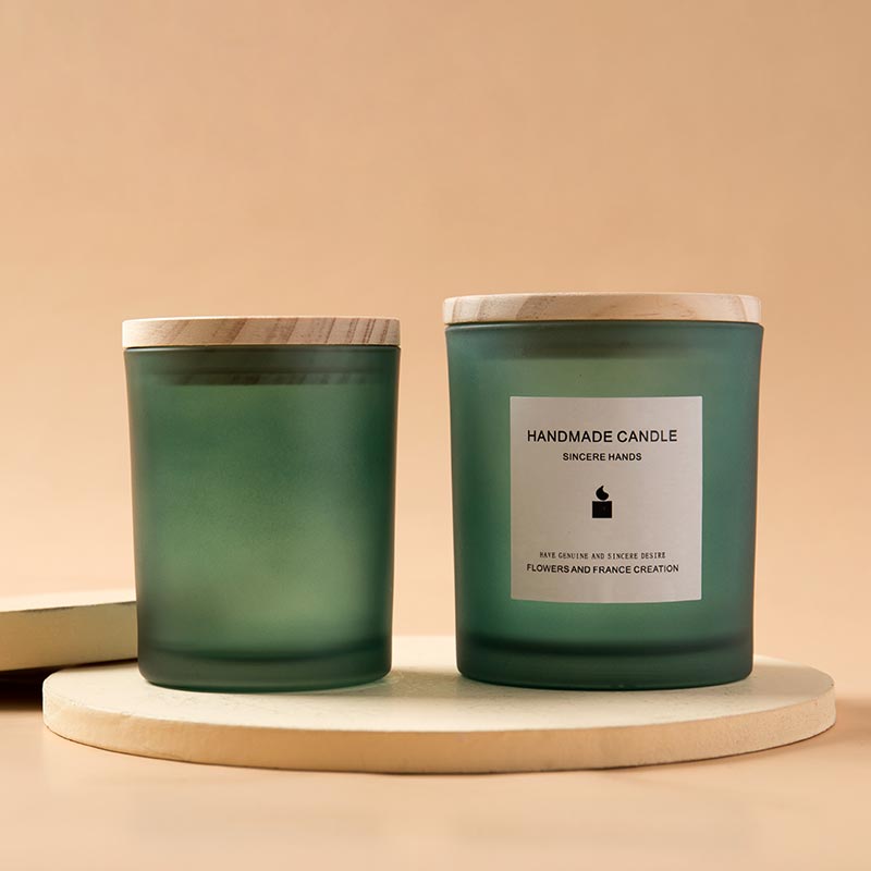 Hot Custom Mark Matte Glass Frosted Glass Candlestick Home Decoration Candle Jar With Wooded Lids