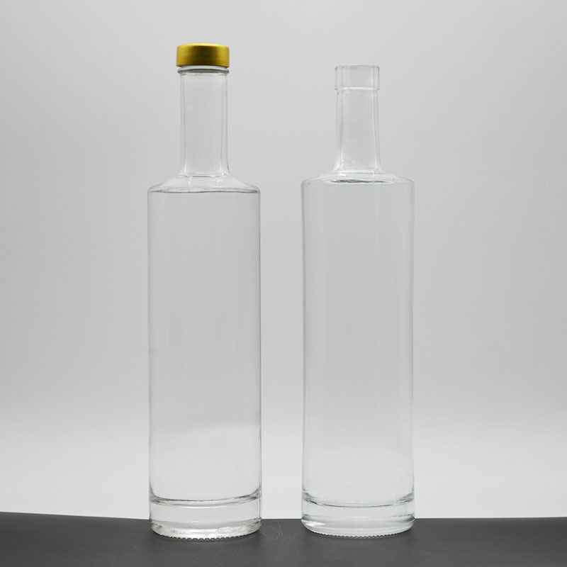 Hot Customized design brandy liquor bottles 500ml 700ml 750ml screw cap glass water bottles empty vodka whisky glass bottles