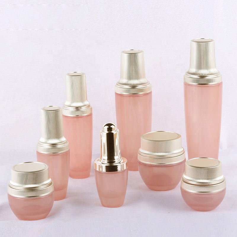 Hot Sale 120Ml Cosmetic Bottles Lotion Glass Bottle With Pump Spray