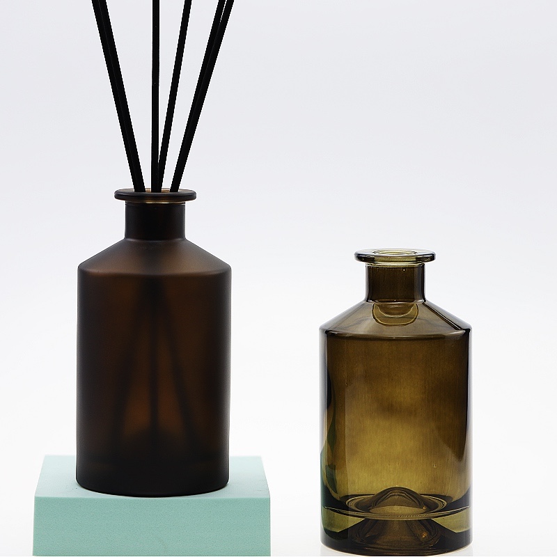 Hot Sale 150ml to 200ml Aroma Reed Diffuser Glass Bottle Home Perfume