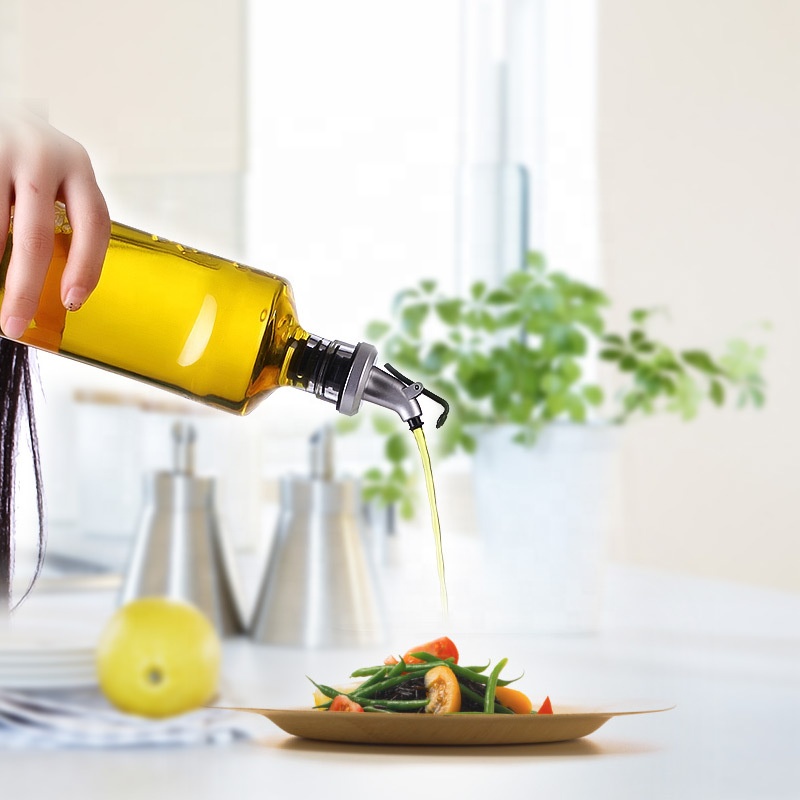 Hot Sale 500ml Kitchen Stainless Steel Pourer Spouts Glass Vinegar Olive Oil Dispenser
