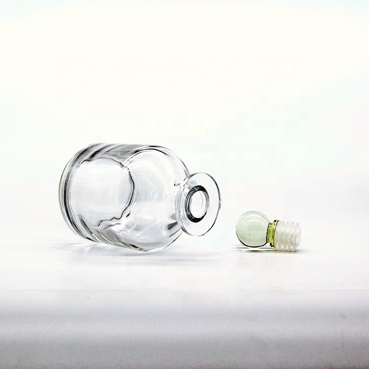 Hot Sale 50ml 100ml 150ml 250ml Luxury Round Transparent Aromatherapy Glass Bottle with Glass Ball Stopper Cap