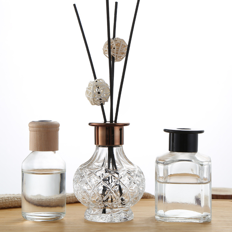Hot Sale Custom Decorative Aromatherapy Clear Perfume Atomiser Reed Diffuser Glass Bottle with Cap