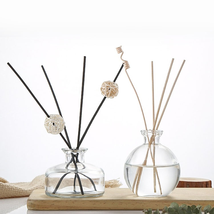 Hot Sale Custom Decorative Aromatherapy Clear Perfume Atomiser Reed Diffuser Glass Bottle with Cap