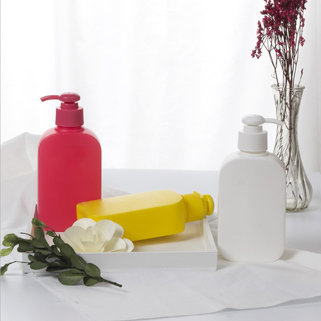 Hot Sale Custom Plastic Lotion Square Shaped Shampoo Bottle Free Samples
