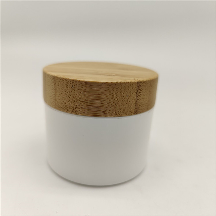 Hot Sale Eco Friendly Empty Double Wall White Plastic Jar Wooden Bamboo Lid Cap Cosmetic Jar Plastic Container