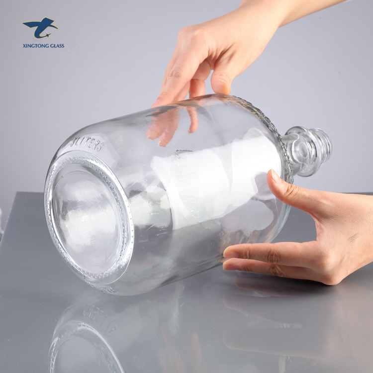 Hot Sale Elegant Clear Transparent 5 Liter Glass Bottle With Aluminium Caps