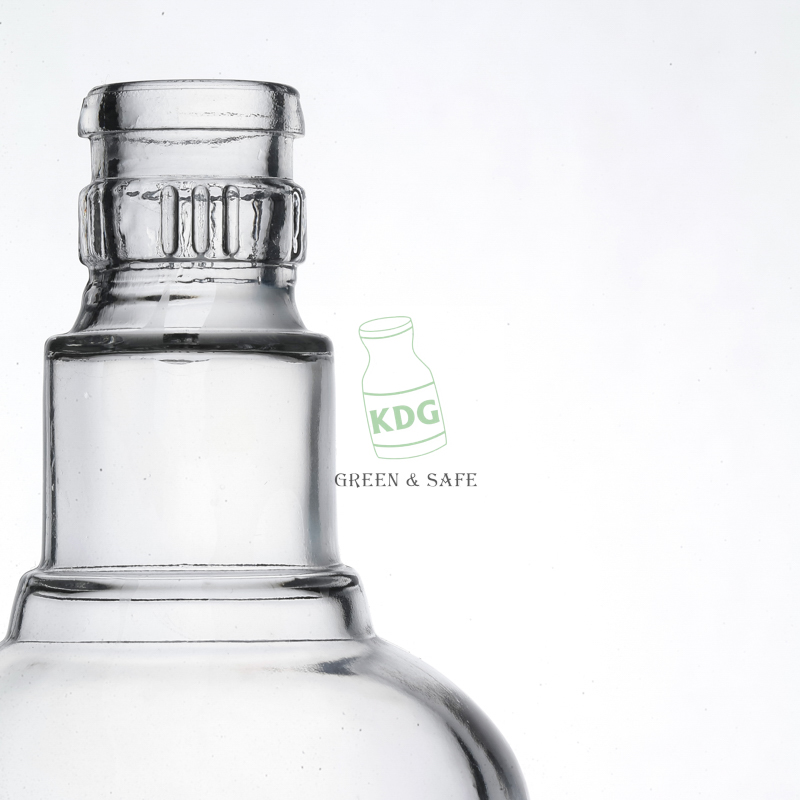 Hot Sale Empty Clear Crystal Glassware High Quality Glass Bottle for Liquor 500ml Customize