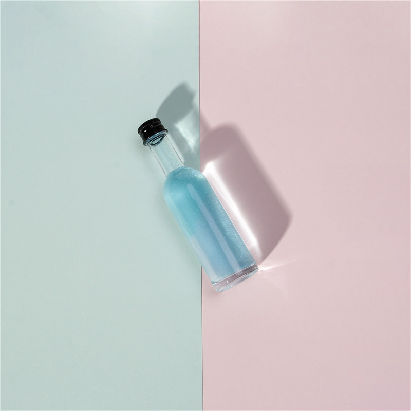 Hot Sale Glass Bottle For Water Drinking Juice Glass Packing With Black Or White Plastic Lids