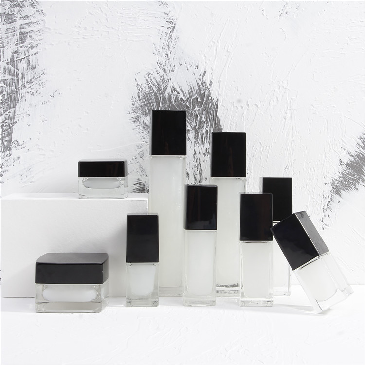 Hot Sale High End Skin Care Glass Cosmetic Sets Glass Lotion Bottle With Pump Lid Face Cream Jar Eye Cream Jar