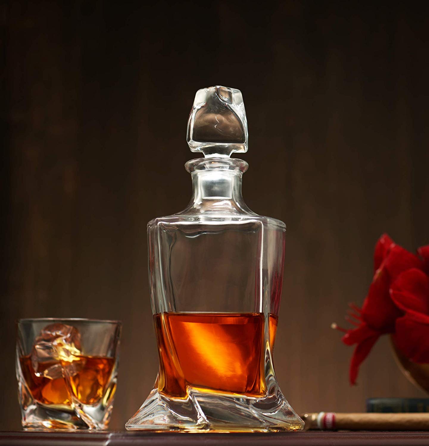 Hot Sale Liquor Whiskey Decanter Set Elegant Whiskey Decanter And 6 Exquisite Cocktail Glasses