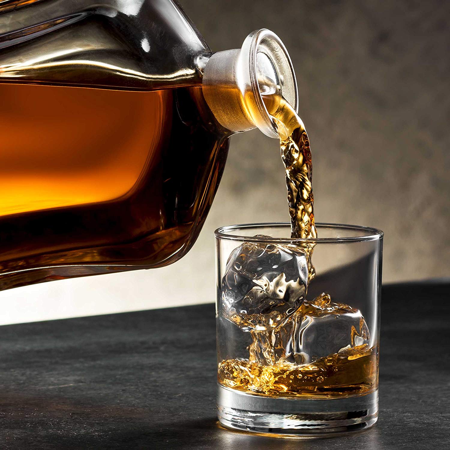 Hot Sale Liquor Whiskey Decanter Set Elegant Whiskey Decanter And 6 Exquisite Cocktail Glasses