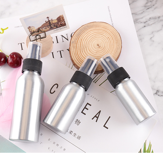 Hot Sale Luxury cosmetic Pump Spray Coated Glass Perfume Bottle 15ml 30ml 50ml