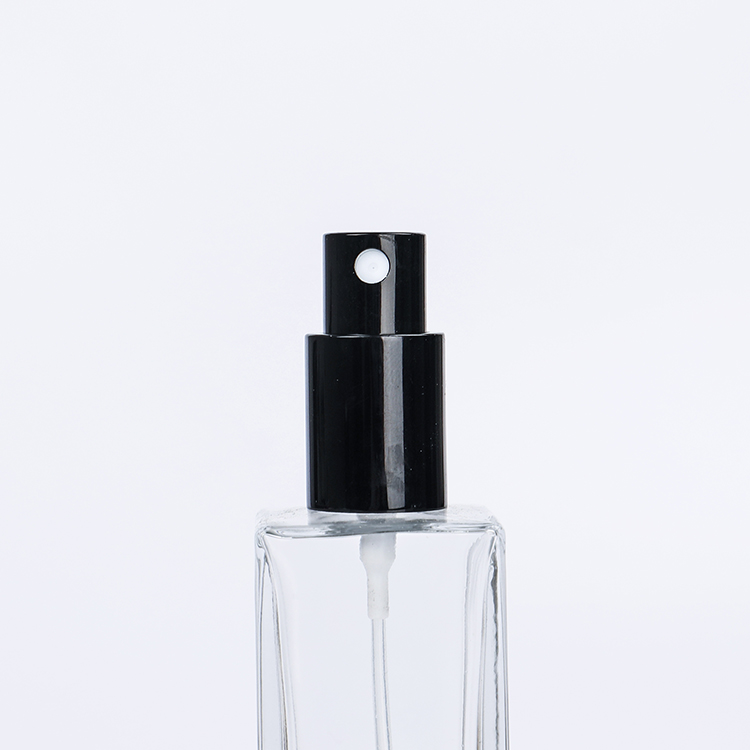 Hot Sale Small Portable Glass Perfume Bottle Square Travelling Perfume Dispenser Packing With Mist Sprayer