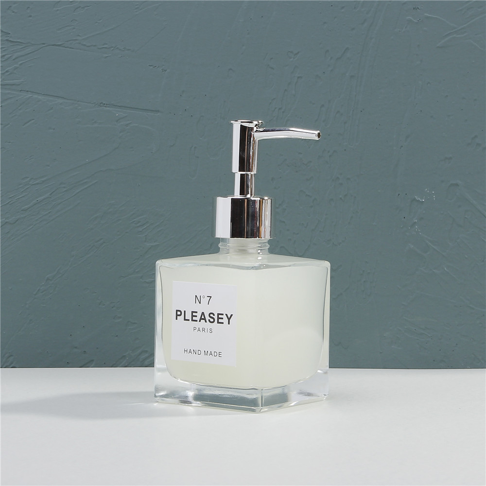 Hot Sale Square Cosmetic Liquid Pump Dispenser 250ml Glass Lotion Pump Bottles