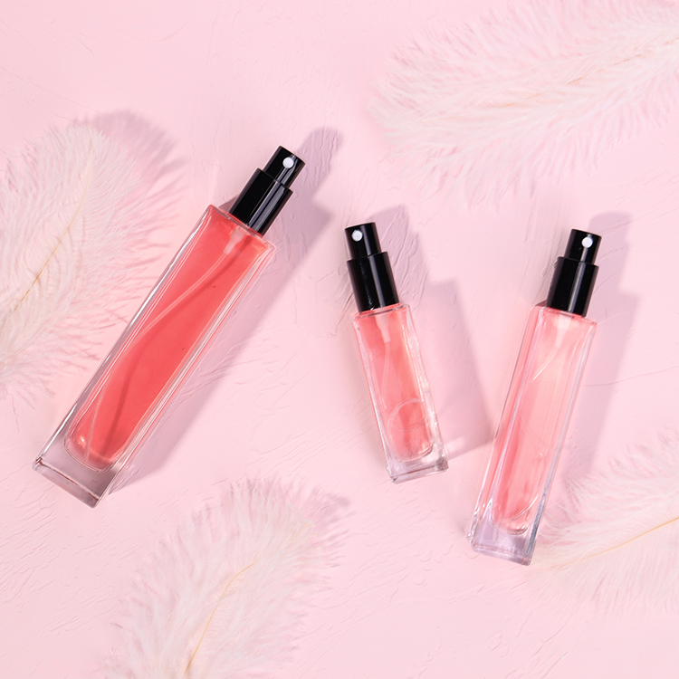 Hot Sale Square Glass Perfume Bottle Fragrance Dispenser Pocket Perfume Packing With Mist Sprayer