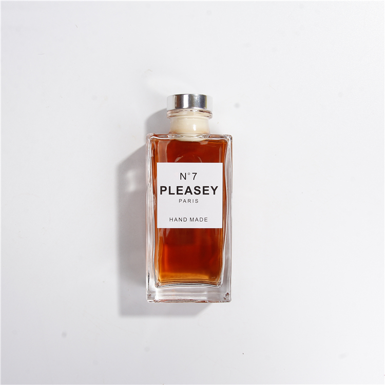 Hot Sale Square Glass Wine Glass Bottle For Fruit Drinking With Cork Top Aluminum Cap