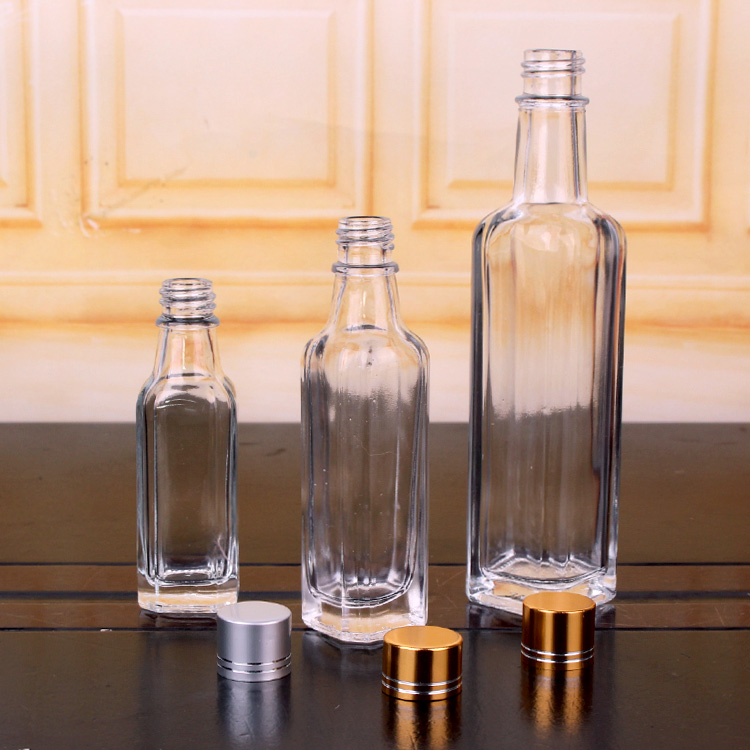 Hot Sell 30ml 50ml 100ml Square Shape Empty Glass Olive Oil Liquor Wine Bottle with Screw Lid