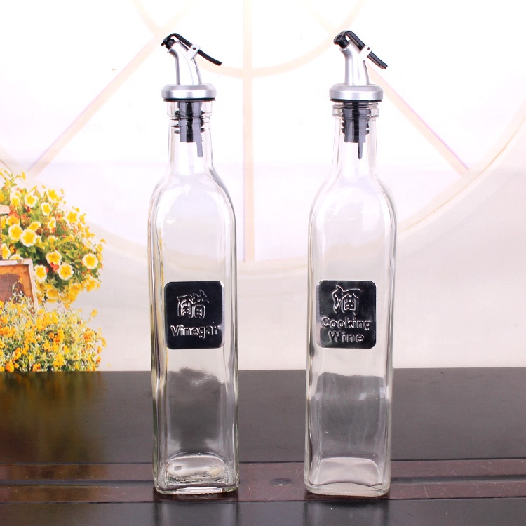 Hot Sell square shape empty 500ml glass vinegar cruet olive oil bottle with dispenser for kitchen