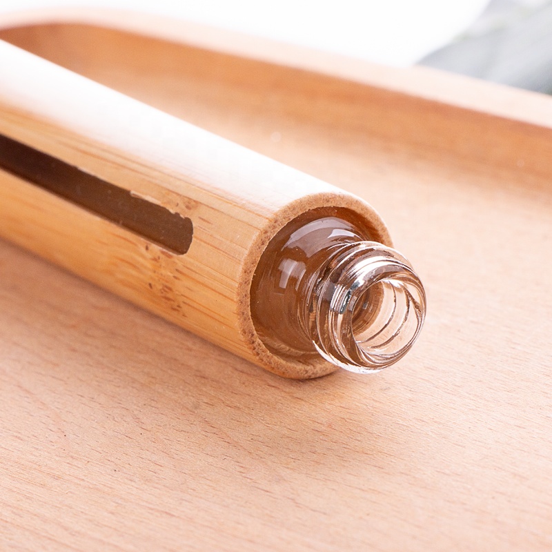 Hot Selling Bamboo Cosmetic Packaging Essential Oil Roller Bottles 5 Ml 10 Ml Roll-on Perfume Bottles Bamboo Roller Ball Bottles