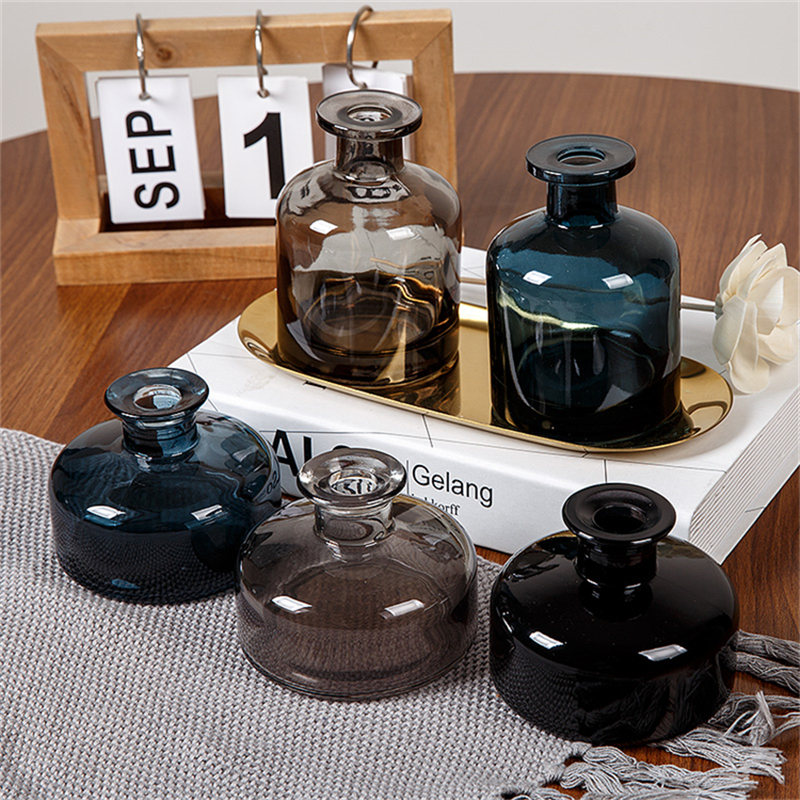 Hot Selling Limited Edition Amber Car Perfume Diffuser Glass Bottle