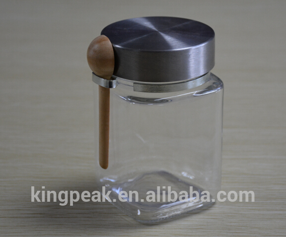 Hot Selling Reusable Chefs Glass Spice Salt Jar with Wooden Spoon Sugar Canister with Spoon and lid 8 oz Glass Jar with Spoon
