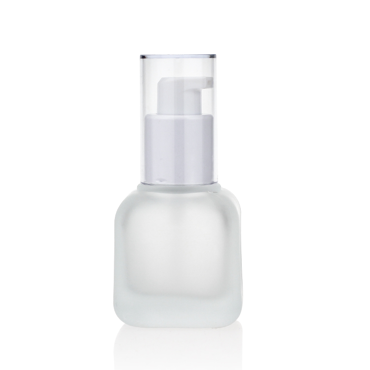 Hot Stamping 30ml Round Glass Cosmetic Bottles Fashion Frosted Liquid Foundation Bottles For Sale