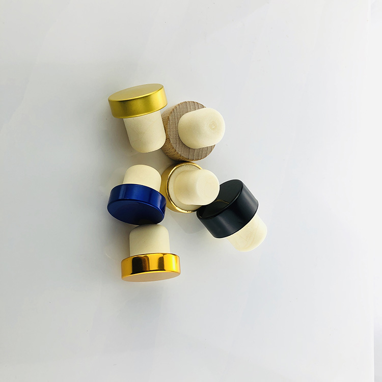 Hot Stamping Surface Matte Black 750ml Glass Bottle Gin Black Bottle With Cork