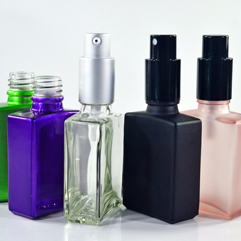 Hot sale 15ml 30ml 50ml 100ml clear matte black green blue rectangular glass perfume bottle with spray cap
