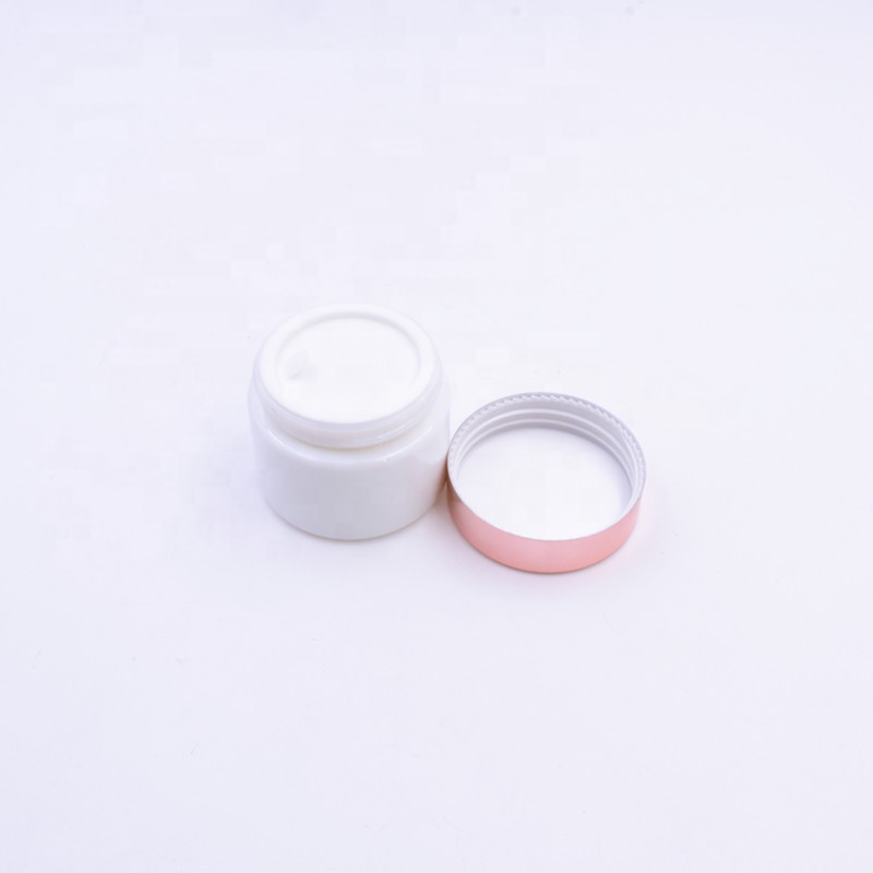 Hot sale 30 ml white raw material personal skin care face cream cosmetic packing glass jar with black screw plastic smooth lid