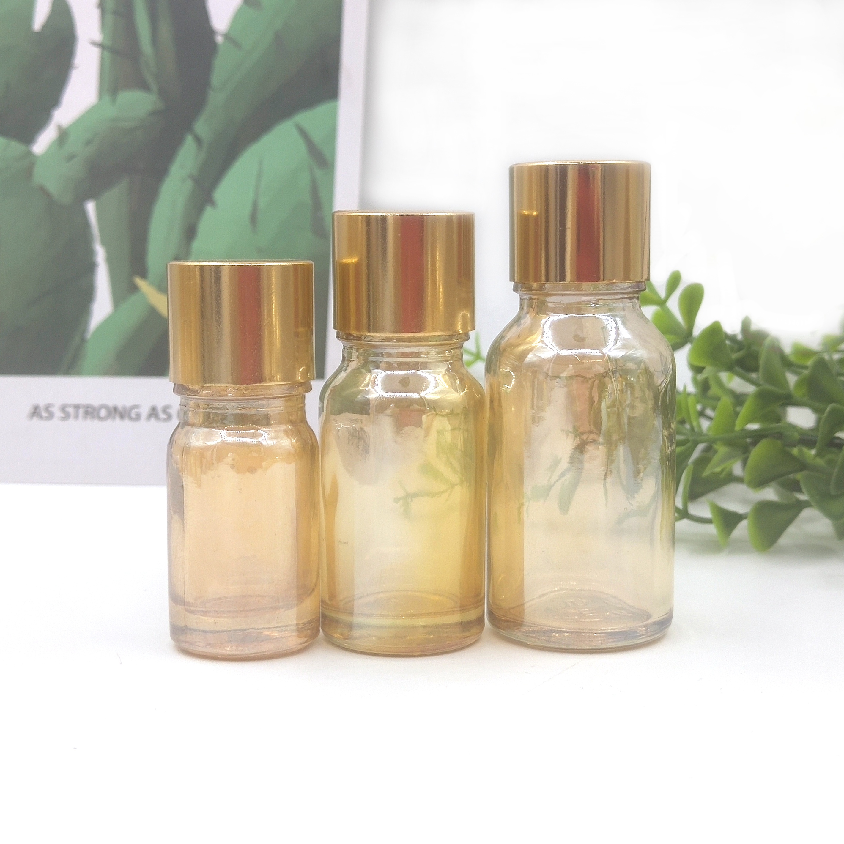 Hot sale 30ml 50ml 100ml glass dropper bottle with silver and gold cap, e liquid glass bottle screw cap