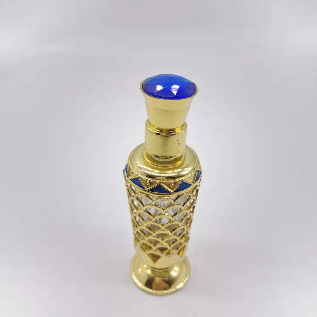 Hot sale 30ml Unique Arabic Style Metal Essential Oil Attar Perfume Glass Bottles with Glass Stick