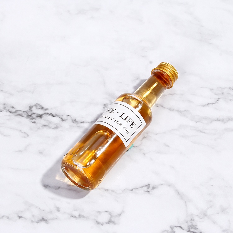 Hot sale 50ml Alcohol Drinking Bottles Glass Round Mini Liquor Spirit Bottles Wholesale