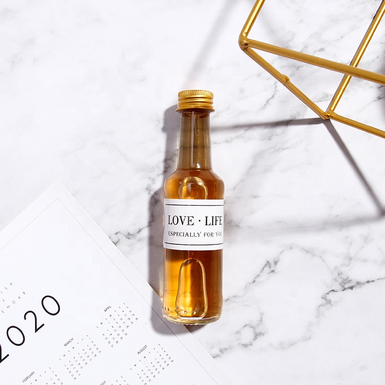 Hot sale 50ml Alcohol Drinking Bottles Glass Round Mini Liquor Spirit Bottles Wholesale