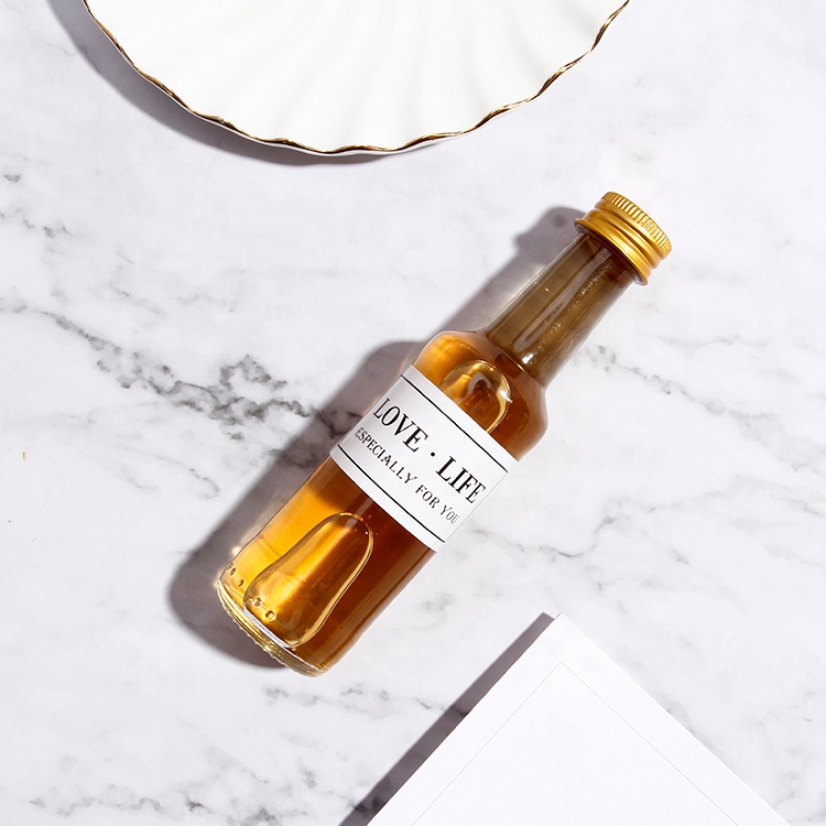 Hot sale 50ml Alcohol Drinking Bottles Glass Round Mini Liquor Spirit Bottles Wholesale