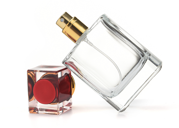 Hot sale 50ml Refillable Rectangle Clear Glass Empty Spray Perfume Bottle