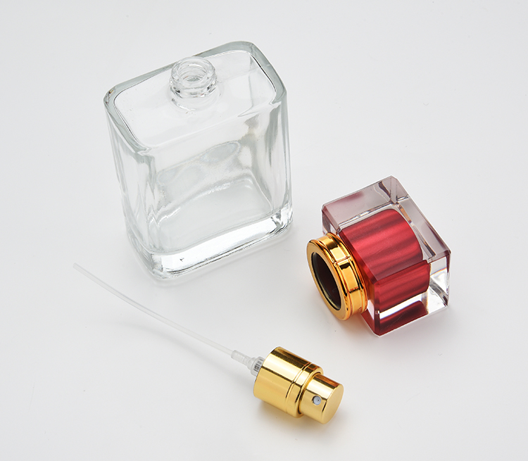 Hot sale 50ml Refillable Rectangle Clear Glass Empty Spray Perfume Bottle