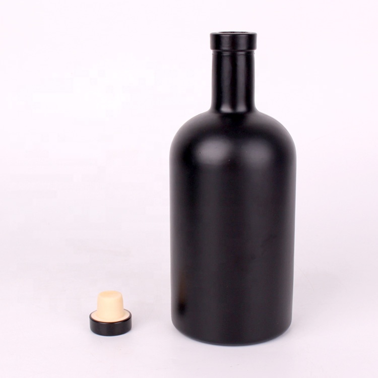 Hot sale Luxury matte black round 1liter 1000ml liquor wine beer glass bottle with stopper