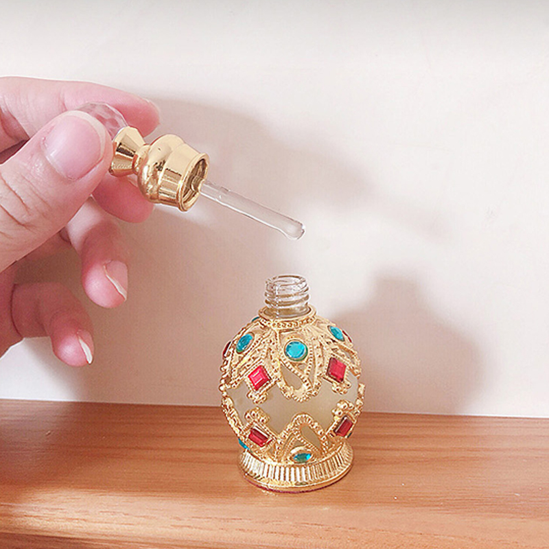Hot sale beautiful amber glass bottle 30ml 50ml luxury perfume bottle can accept OEM