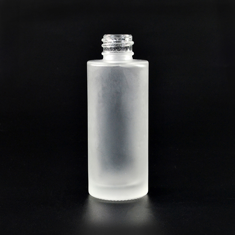 Hot sale cosmetic packaging 30ml 50ml 100ml 120ml 150ml frosted glass bottle with bamboo lid
