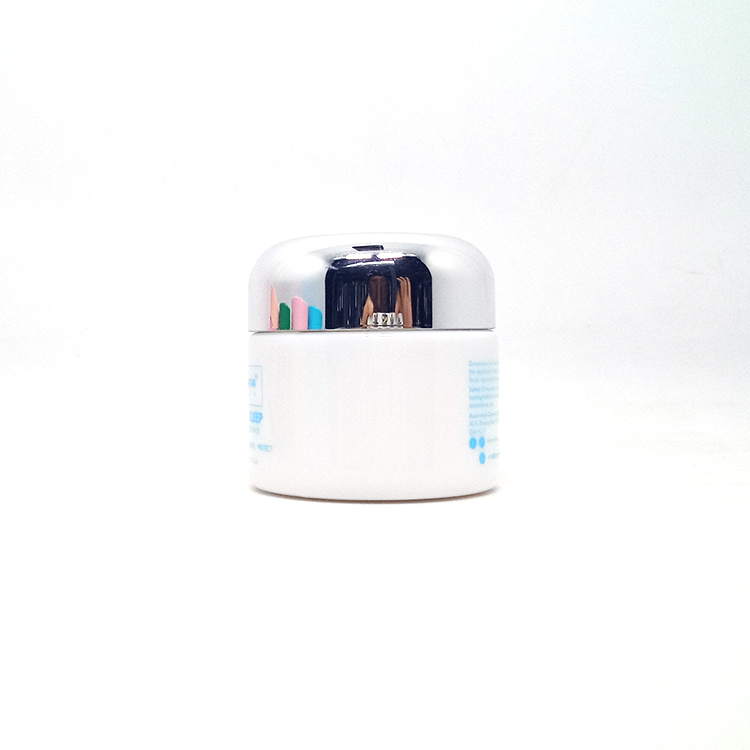 Hot sale cream green color 50g 100g Opal White Ceramic Cosmetic Packaging Glass Jar with plastic cap