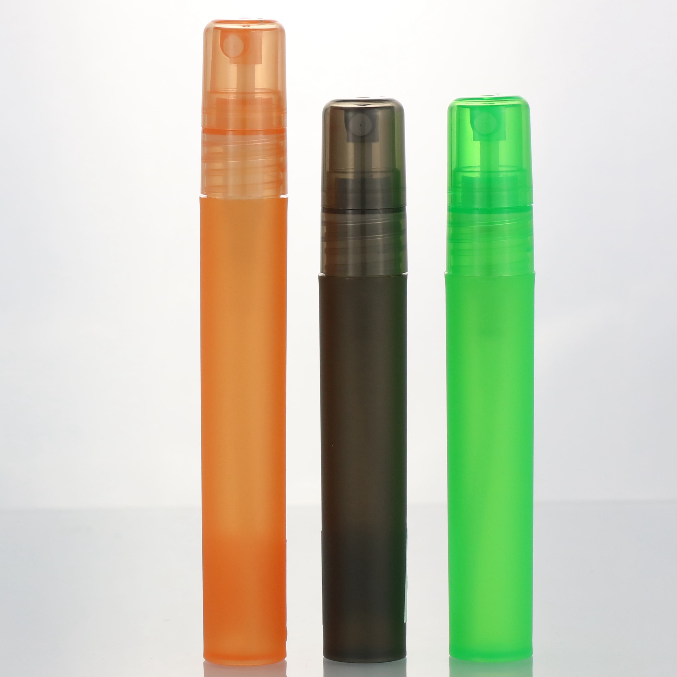 Hot sale eco friendly 10ml pet pp pencil empty white atomizer pump pen type dispenser perfume spray plastic bottle
