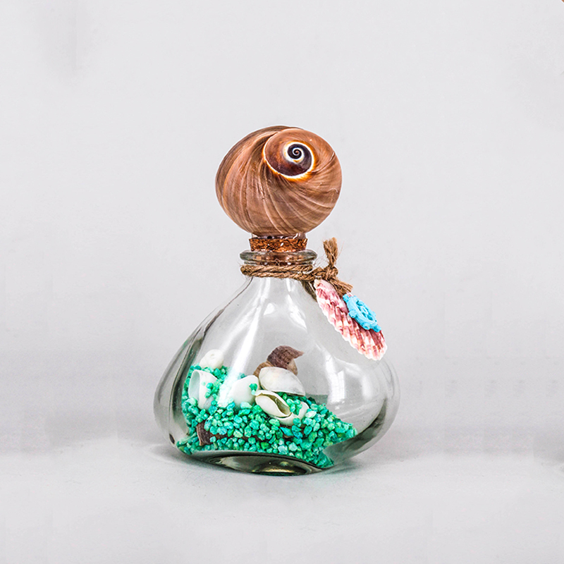 Hot sale good luck mini wine glass bottle with lid