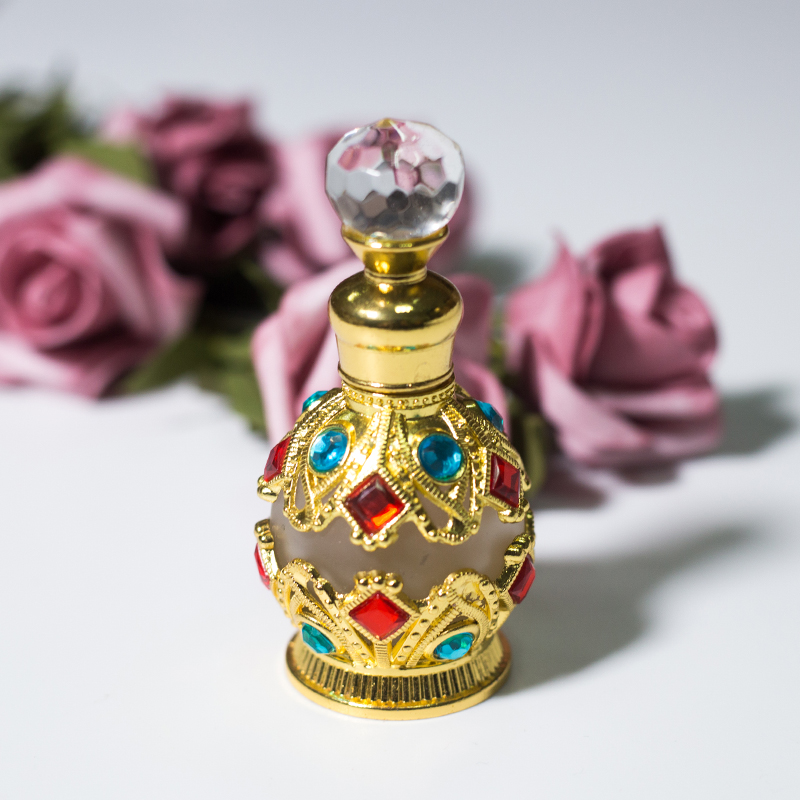Hot sale good market in Dubai 20215ml 30ml 10ml oil bottle metal perfume bottle
