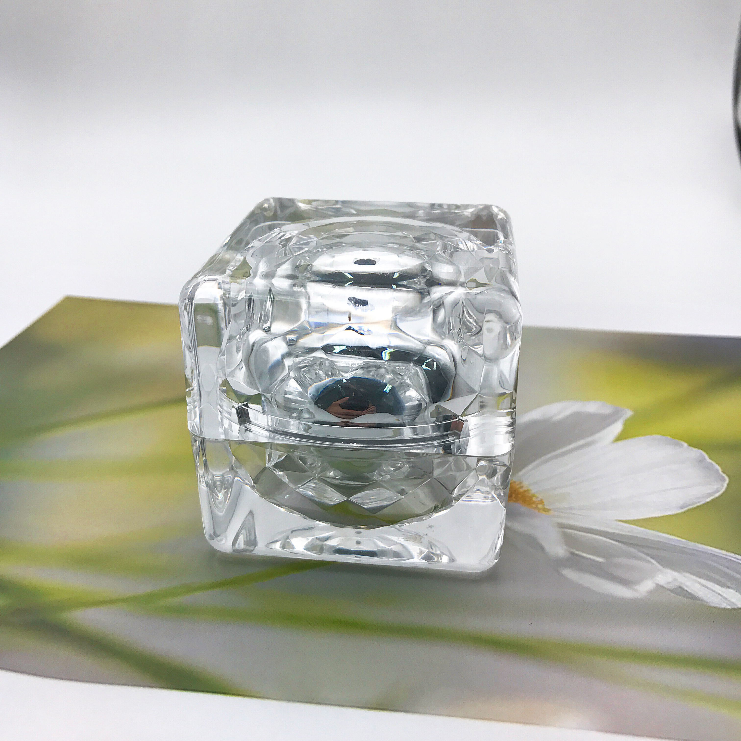 Hot sale luxury 50g acrylic square silver cosmetic cream jar for skin care