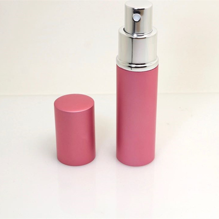 Hot sale mini travel pack 10 ml sliver round perfume sample cosmetics into small glass tank with aluminum oxide and spray