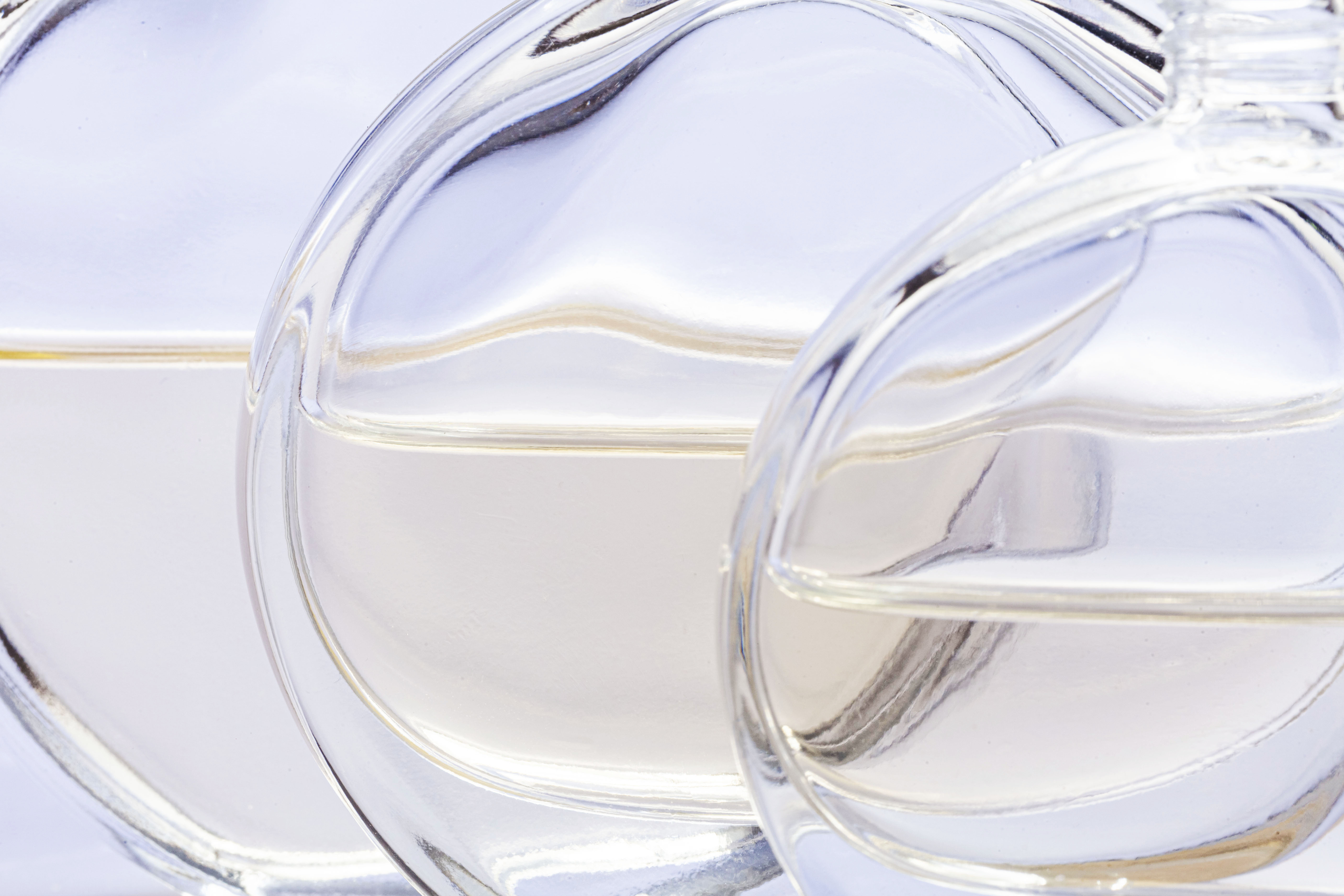 Hot sale perfume glass bottles 30ml 50ml 100ml glass spray perfume bottles