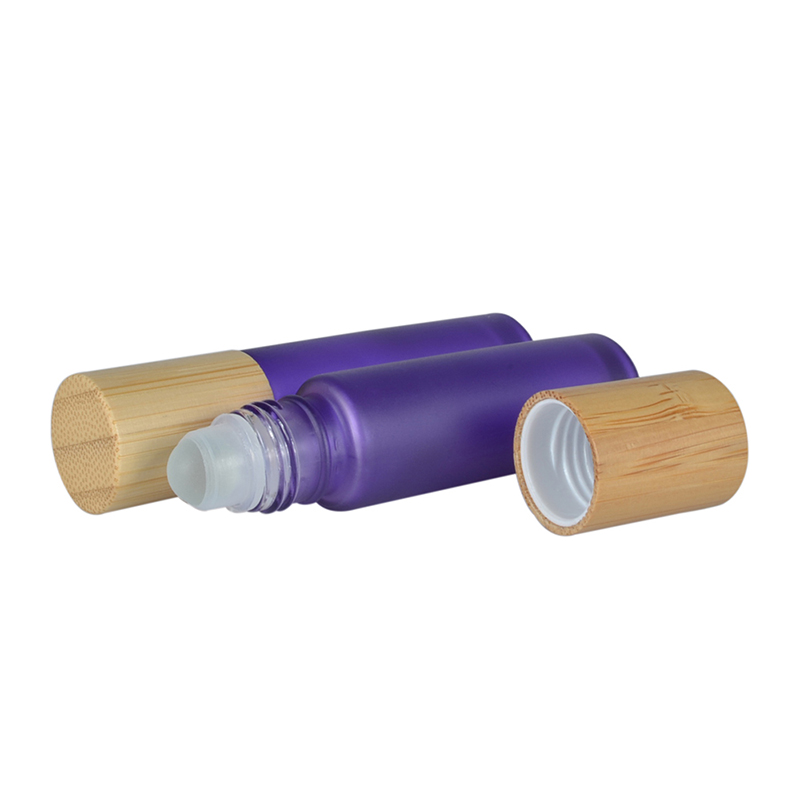 Hot sales 4ml 6ml 8ml 10ml 15ml perfume glass roller bottle with bamboo cap for essential oil